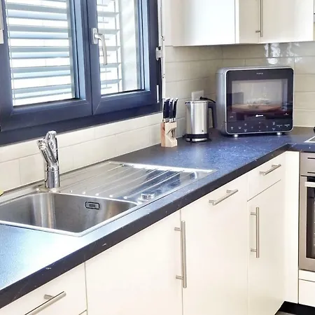 Housestay Apartment Saxon