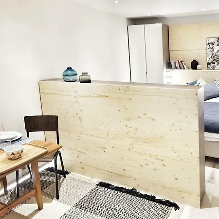 Apartment Housestay